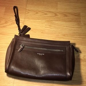 Brown coach bag Feel free to make offers